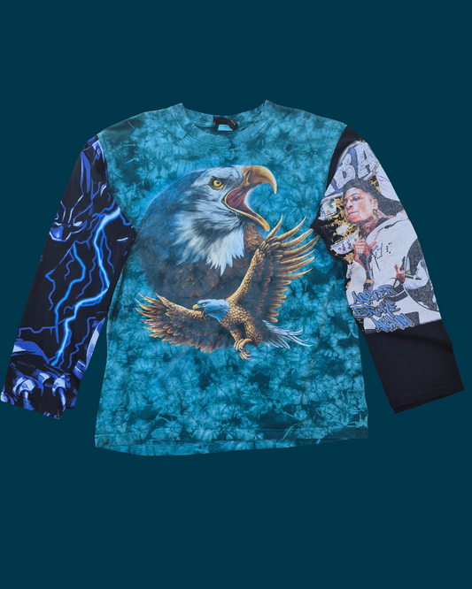 '𝘞𝘪𝘯𝘨 𝘒𝘪𝘯𝘨' Long Sleeve Shirt