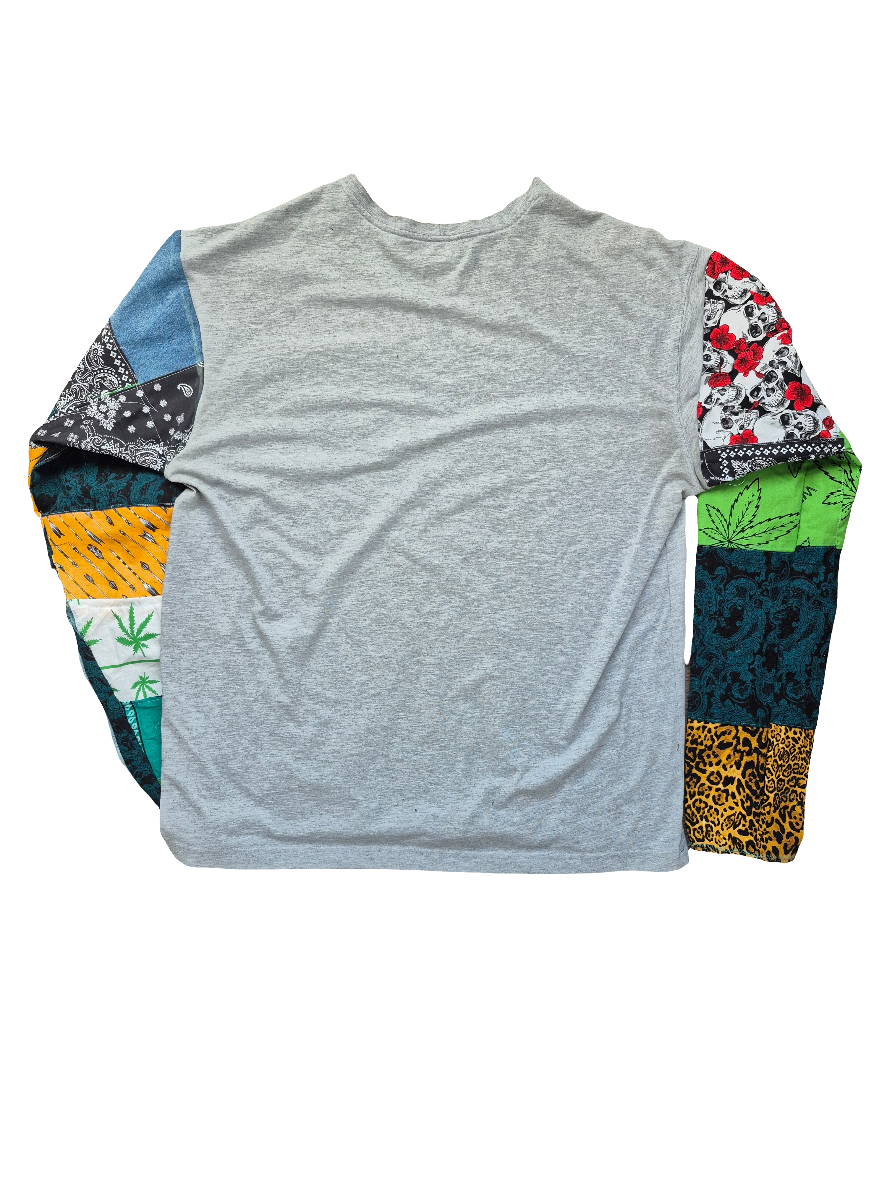 '𝘛𝘩𝘦 𝘋𝘢𝘭𝘢𝘪 𝘓𝘢𝘮𝘢 𝘰𝘧 𝘝𝘪𝘣𝘦𝘴' Long Sleeve Shirt