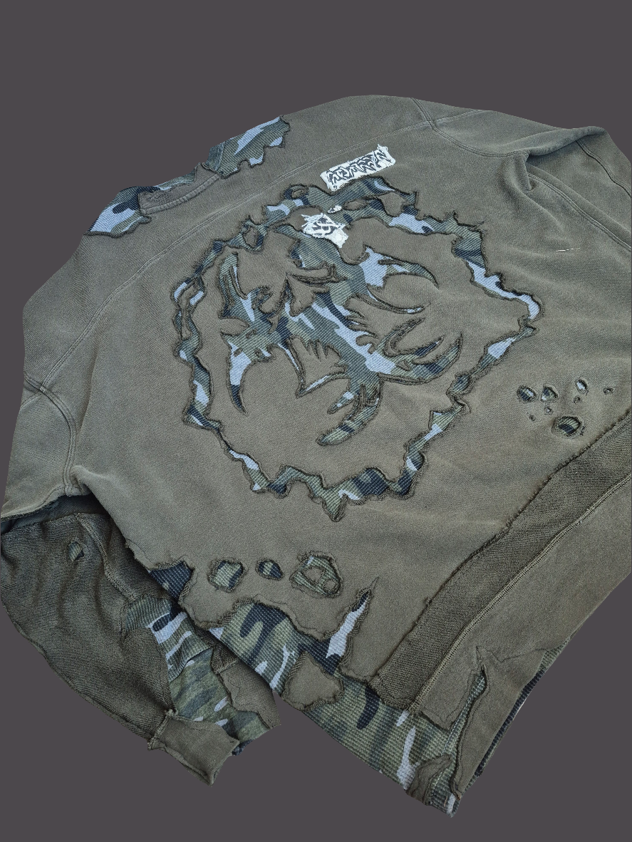 'ππ¦π³π΄π°π―π’ ππ°π― ππ³π’π΅π’' Crewneck Sweater