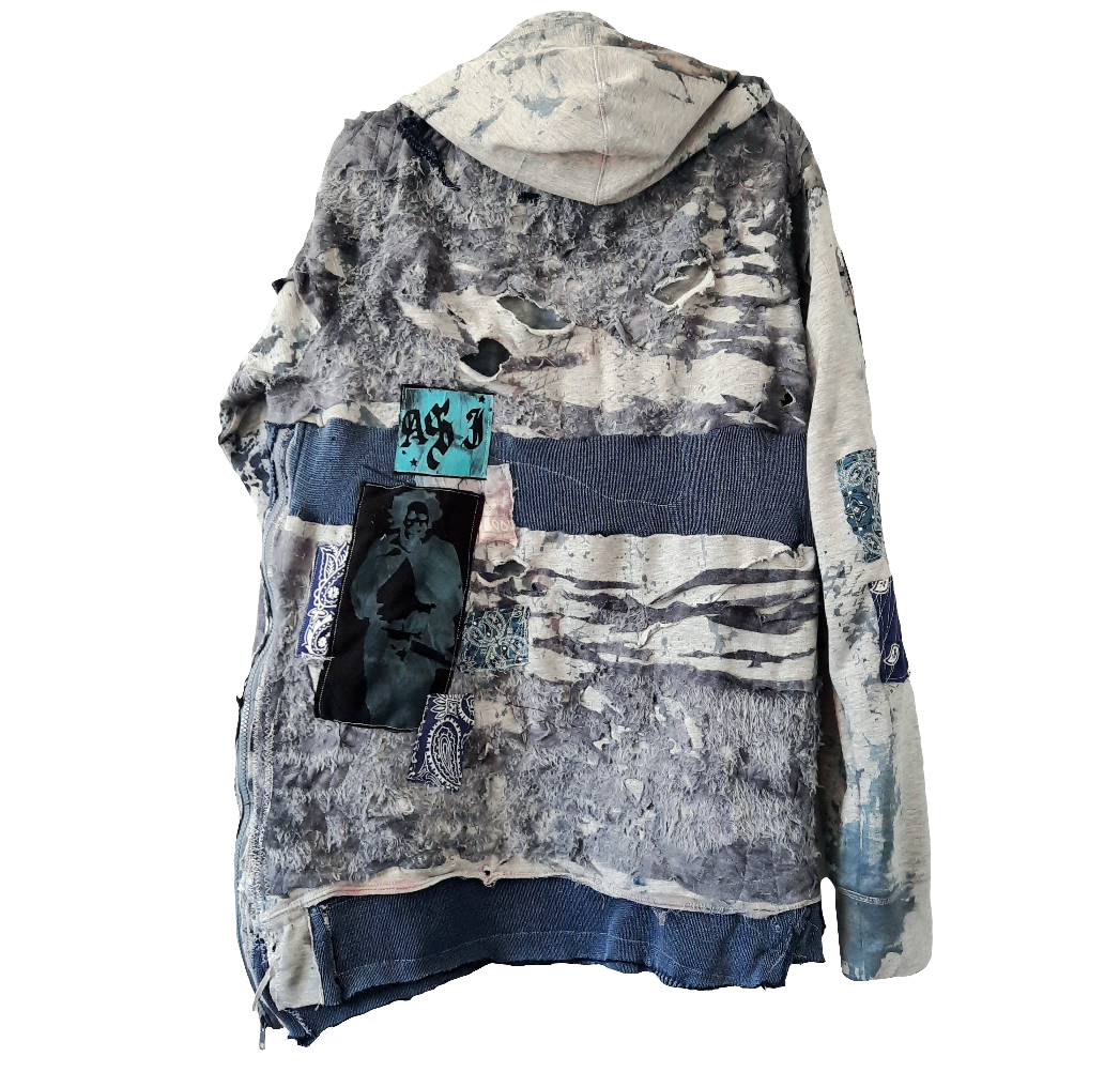 '𝘗𝘪𝘧𝘧 𝘋𝘦𝘣𝘳𝘪𝘴' Distressed Hoodie