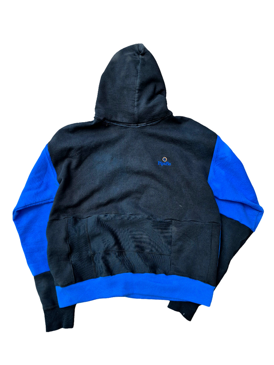 '𝘖𝘤𝘦𝘢𝘯 𝘎𝘭𝘰𝘸' Hoodie