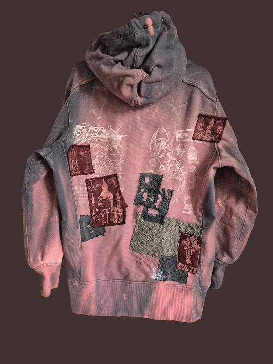 '𝘗𝘦𝘢𝘳𝘭 𝘊𝘭𝘶𝘵𝘤𝘩' Zip-up Hoodie