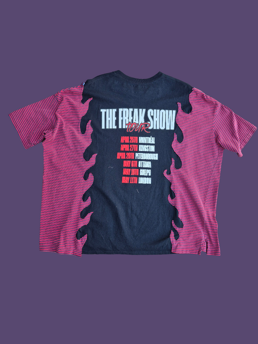 '𝘔𝘪𝘯𝘥𝘺 𝘚𝘪𝘯𝘴' Split Tee