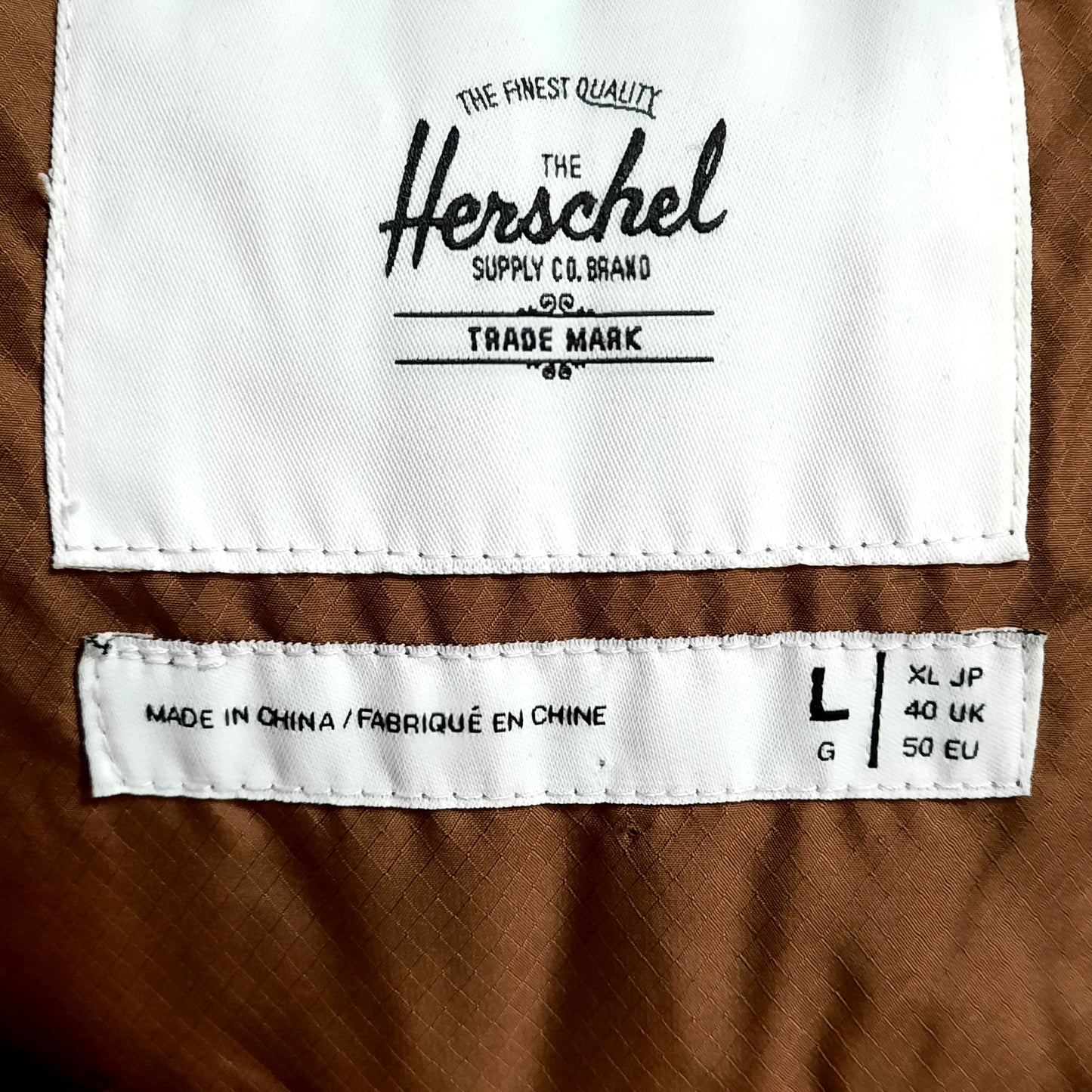 '𝘋𝘪𝘦𝘵𝘺 𝘰𝘳 𝘋𝘪𝘦 𝘛𝘳𝘺𝘪𝘯𝘨' Fishtail Parka