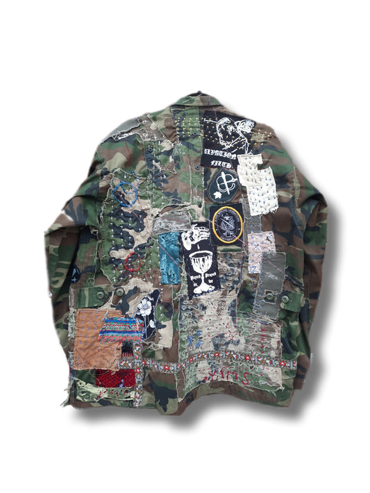 '𝘎𝘳𝘦𝘦𝘯 𝘎𝘩𝘰𝘴𝘵' Military Jacket