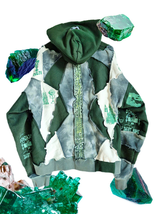 '𝘌𝘮𝘦𝘳𝘢𝘭𝘥 𝘊𝘪𝘵𝘺' Hoodie