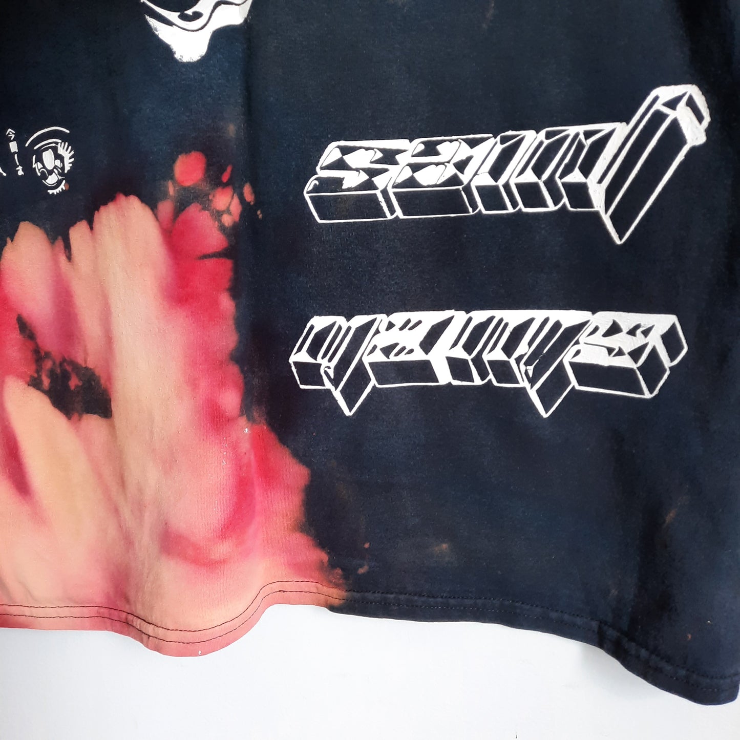 '๐๐ข๐น๐ช๐ฎ๐ข๐ญ๐ช๐ด๐ต (Vol. 1)' Printed Tee (1/1)