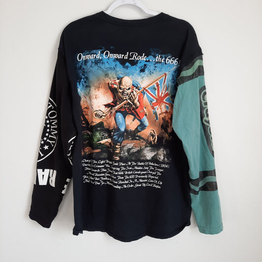 '𝘊𝘳𝘢𝘺𝘰𝘭𝘢 𝘙𝘢𝘮𝘰𝘯𝘦𝘴' Reworked Longsleeve Tee