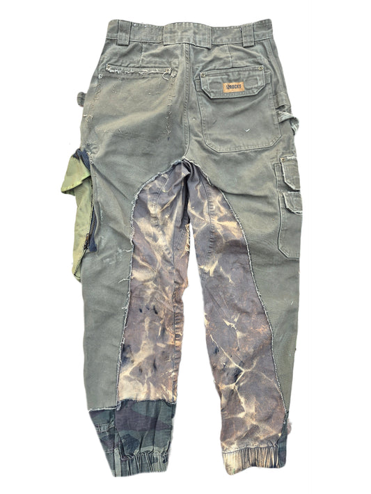 '𝘗.𝘋.𝘗. (𝘗𝘳𝘦𝘵𝘵𝘺 𝘋𝘰𝘱𝘦 𝘗𝘢𝘯𝘵𝘴)' Cargo Pants