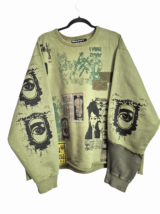 '𝘉𝘪𝘰 𝘚𝘦𝘦𝘵𝘩𝘪𝘯𝘨' Crewneck Sweater