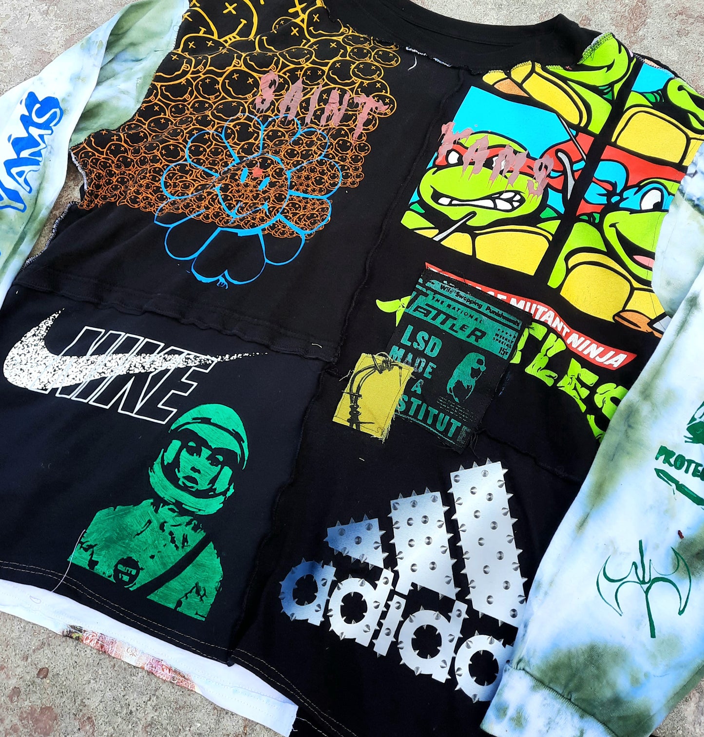 'ππ¦π―π¦π³π’π΅πͺπ°π―π΄' Long Sleeve Patchwork Shirt