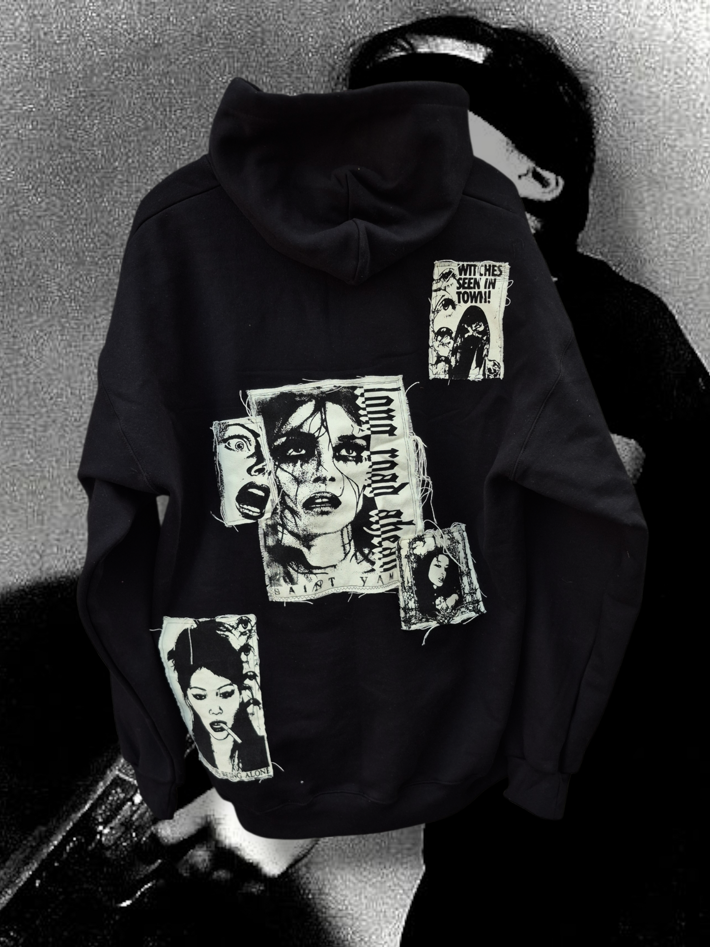 '𝘏𝘰𝘭𝘭𝘰𝘸 𝘞𝘰𝘰𝘥' Hoodie