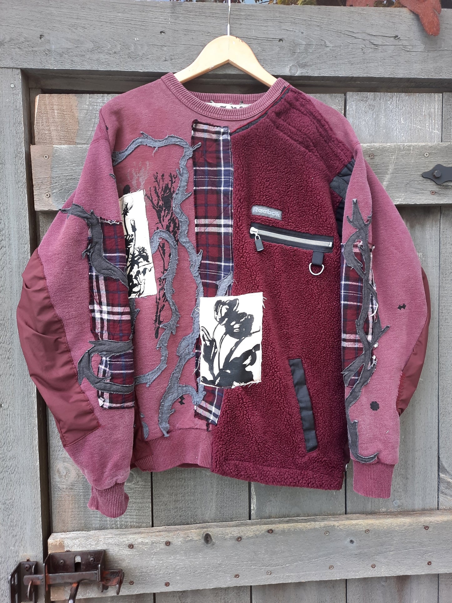 'ππ°π΄π¦π¨π°ππ₯' Crewneck Sweater