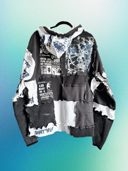 '𝘘𝘶𝘢𝘥𝘳𝘢𝘯𝘵𝘴' Hoodie