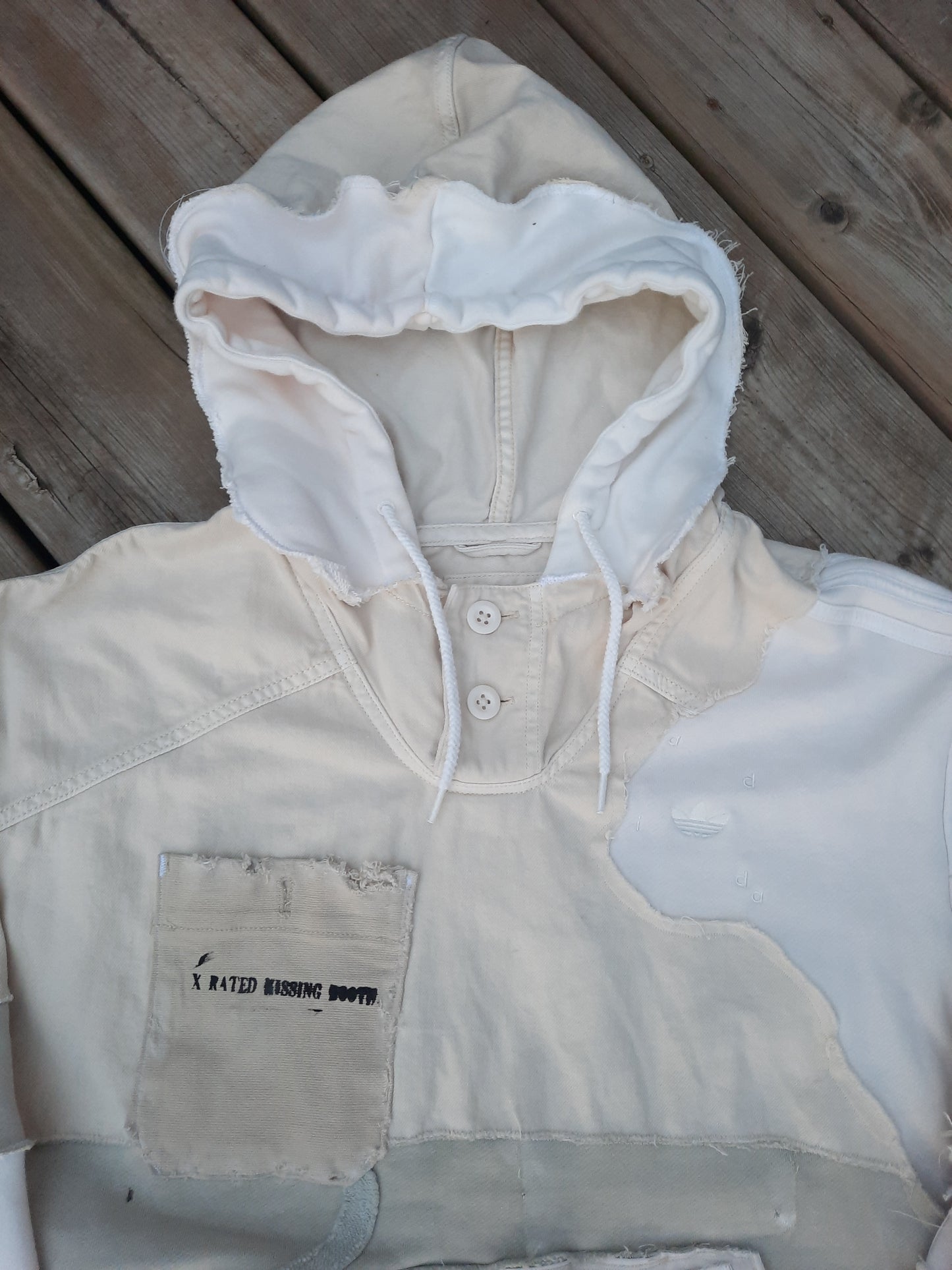 'ππ€π³π’π±πΈπ¦π’π³ ππ°π. ππ' Patchwork Hoodie