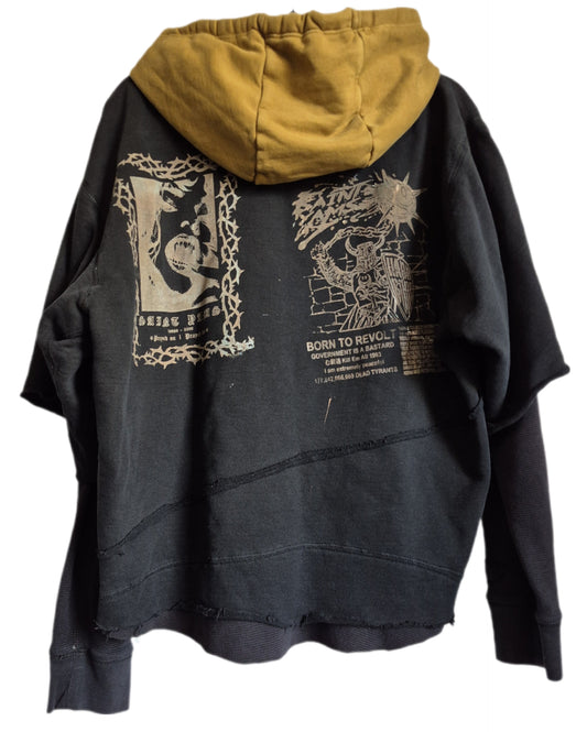 '𝘉𝘰𝘶𝘨𝘪𝘦 𝘋𝘳𝘪𝘧𝘵𝘦𝘳' Hoodie