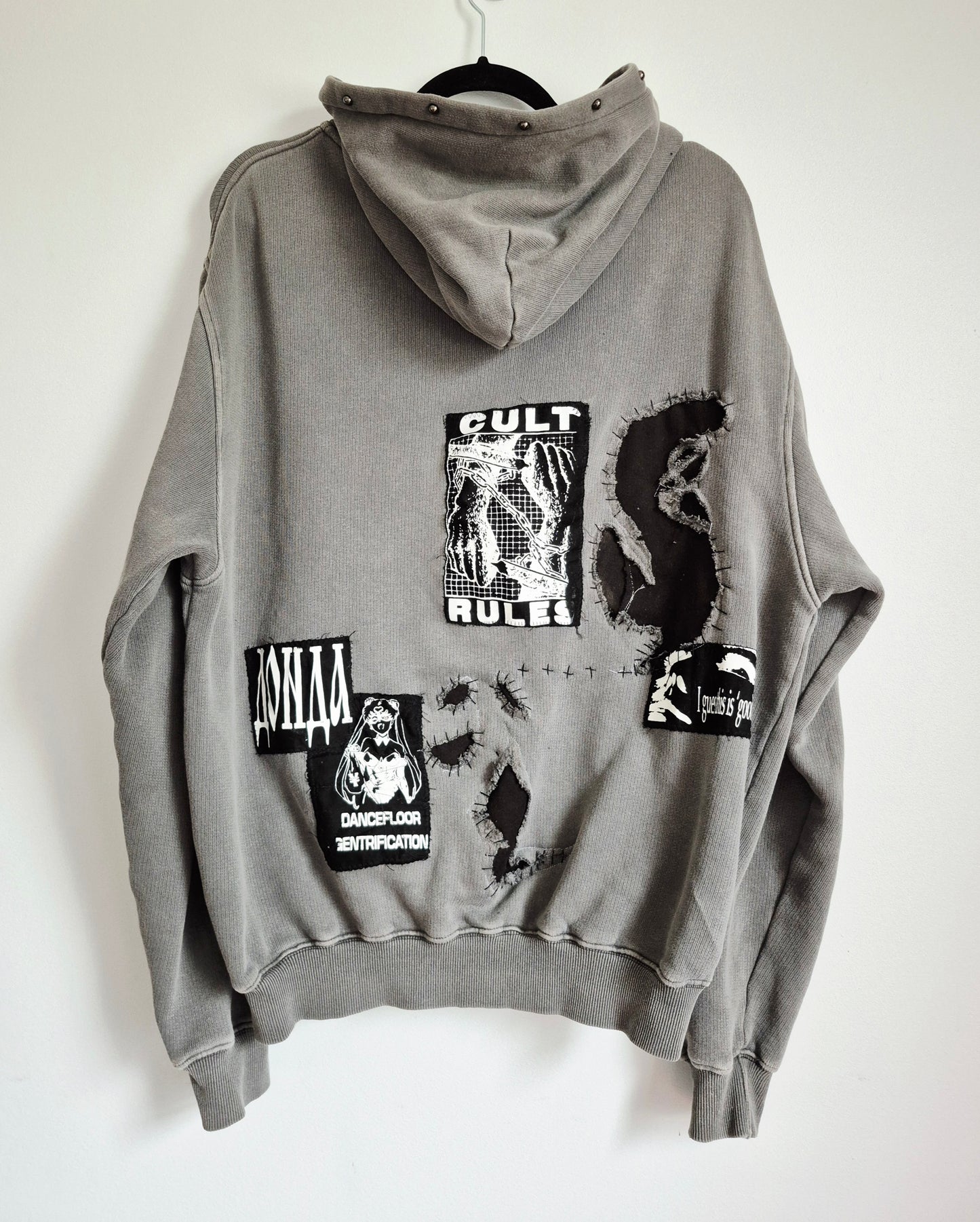 'ππͺπ΅πΆπ’ππ΄ π ππ΄' Zip-up Hoodie