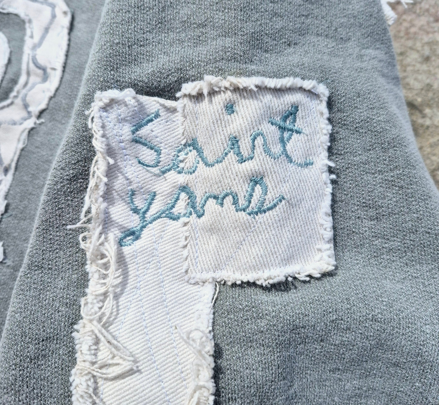 'ππ’π¦ππͺπ€ ππ³π°π΄π΅' Crewneck Sweater