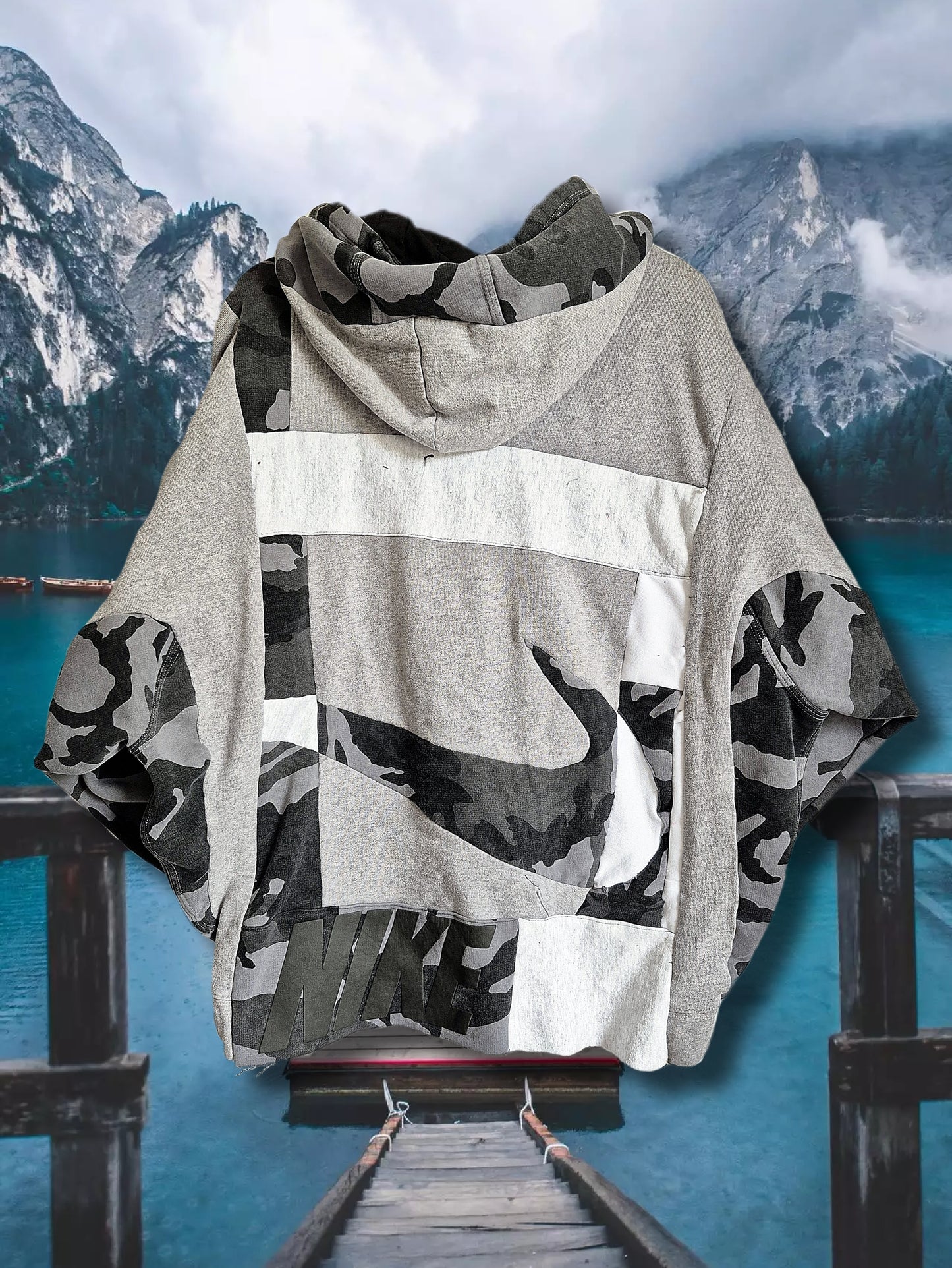 '𝘈𝘳𝘤𝘵𝘪𝘤 𝘊𝘪𝘳𝘤𝘭𝘦' Patchwork Hoodie