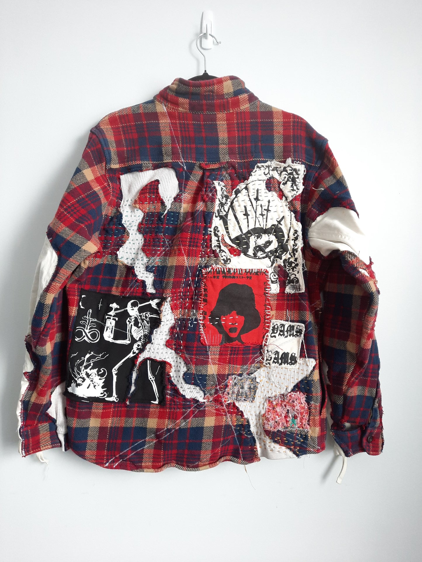 '𝘏𝘰𝘭𝘭𝘦𝘳𝘢𝘥𝘰' 𝙒𝙤𝙤𝙡𝙧𝙞𝙘𝙝 Wool Coat