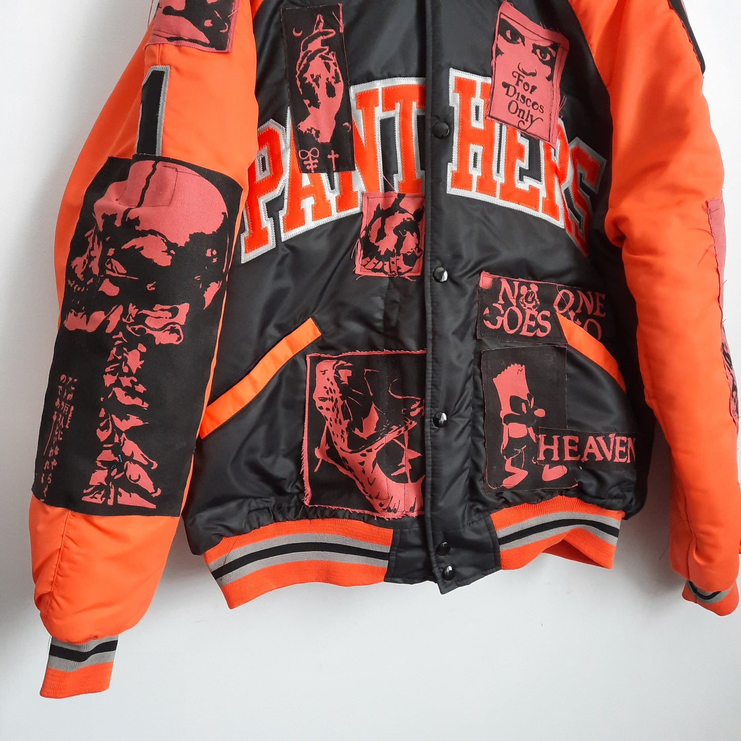 '𝘒𝘞 𝘗𝘢𝘯𝘵𝘩𝘦𝘳𝘴' Vintage Bomber Jacket