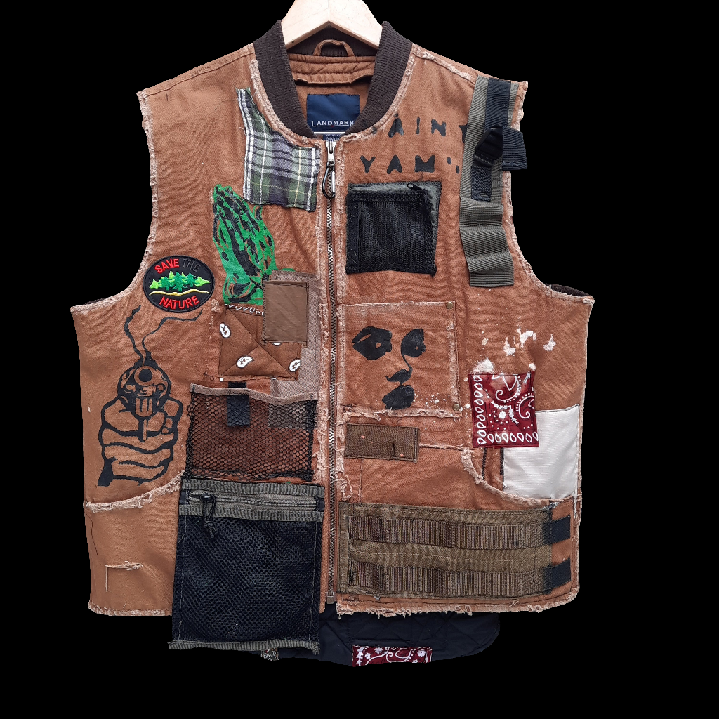 '𝘚𝘢𝘧𝘢𝘳𝘪' Patchwork Graphic Work Vest (1/1)