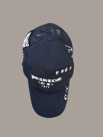 '𝘖𝘶𝘵𝘦𝘳 𝘏𝘢𝘷𝘦𝘯' Trucker Hat