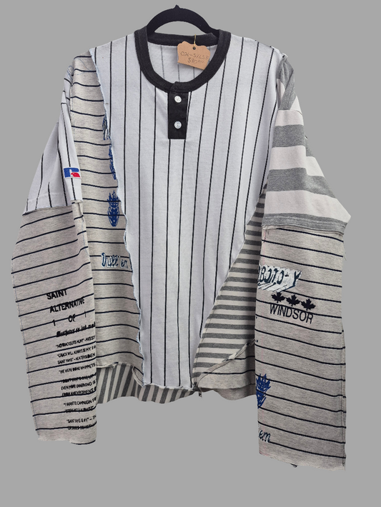 '𝘎𝘶𝘤𝘤𝘪 𝘝𝘢𝘱𝘦 𝘊𝘭𝘰𝘶𝘥' Long Sleeve Shirt