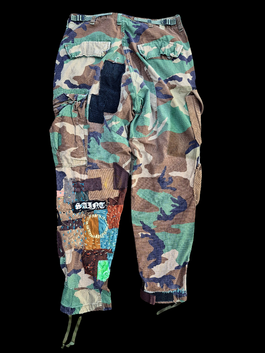 '𝘈𝘣𝘶 𝘎𝘩𝘳𝘢𝘪𝘣' Cargo Pants