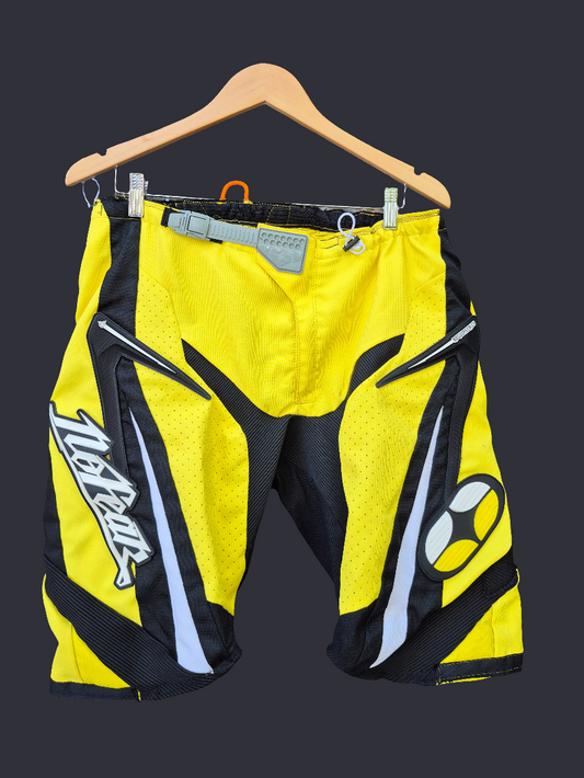 '𝘛𝘩𝘦 𝘎𝘩𝘰𝘴𝘵 𝘰𝘧 𝘛𝘳𝘢𝘷𝘪𝘴 𝘗𝘢𝘴𝘵𝘳𝘢𝘯𝘢' Shorts