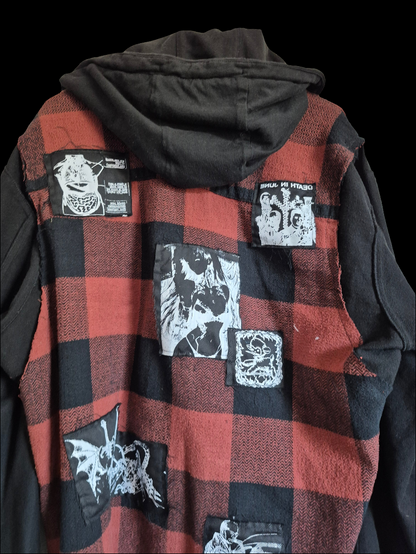 '𝘍𝘢𝘥𝘦𝘥 𝘊𝘶𝘳𝘷𝘦' Hooded Flannel
