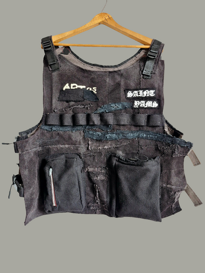 '𝘐𝘯𝘥𝘶𝘴𝘵𝘳𝘪𝘢𝘭 𝘚𝘤𝘢𝘳𝘴' Tactical Vest