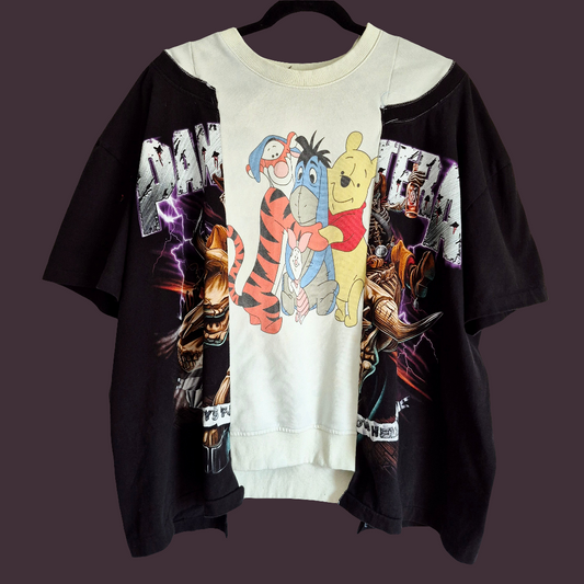 '𝘓𝘪𝘵𝘵𝘭𝘦 𝘏𝘦𝘭𝘭𝘪𝘰𝘯𝘴' Tee