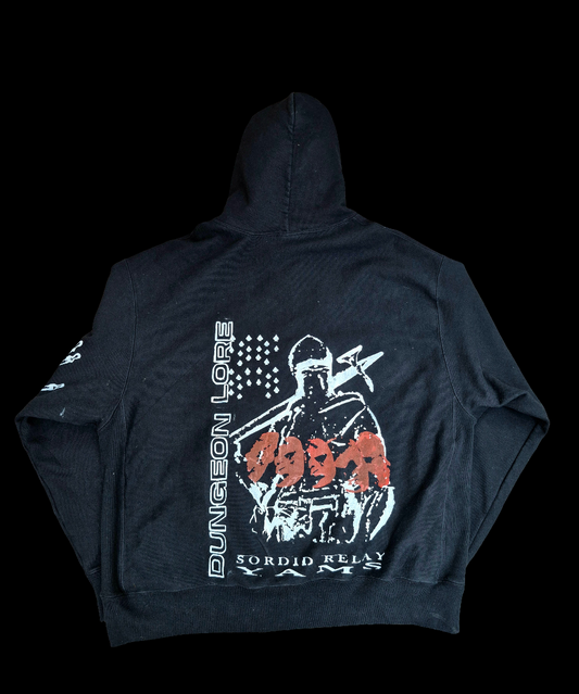 '𝘋𝘶𝘯𝘨𝘦𝘰𝘯 𝘔𝘢𝘴𝘵𝘦𝘳' Hoodie
