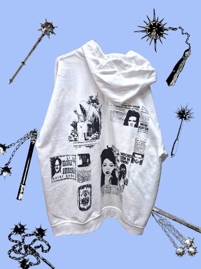'𝘛𝘩𝘦 𝘙𝘪𝘨𝘩𝘵 𝘛𝘰 𝘉𝘦𝘢𝘳 𝘈 𝘎𝘪𝘢𝘯𝘵 𝘚𝘱𝘪𝘬𝘦𝘺 𝘉𝘢𝘭𝘭' Zip-up Hoodie