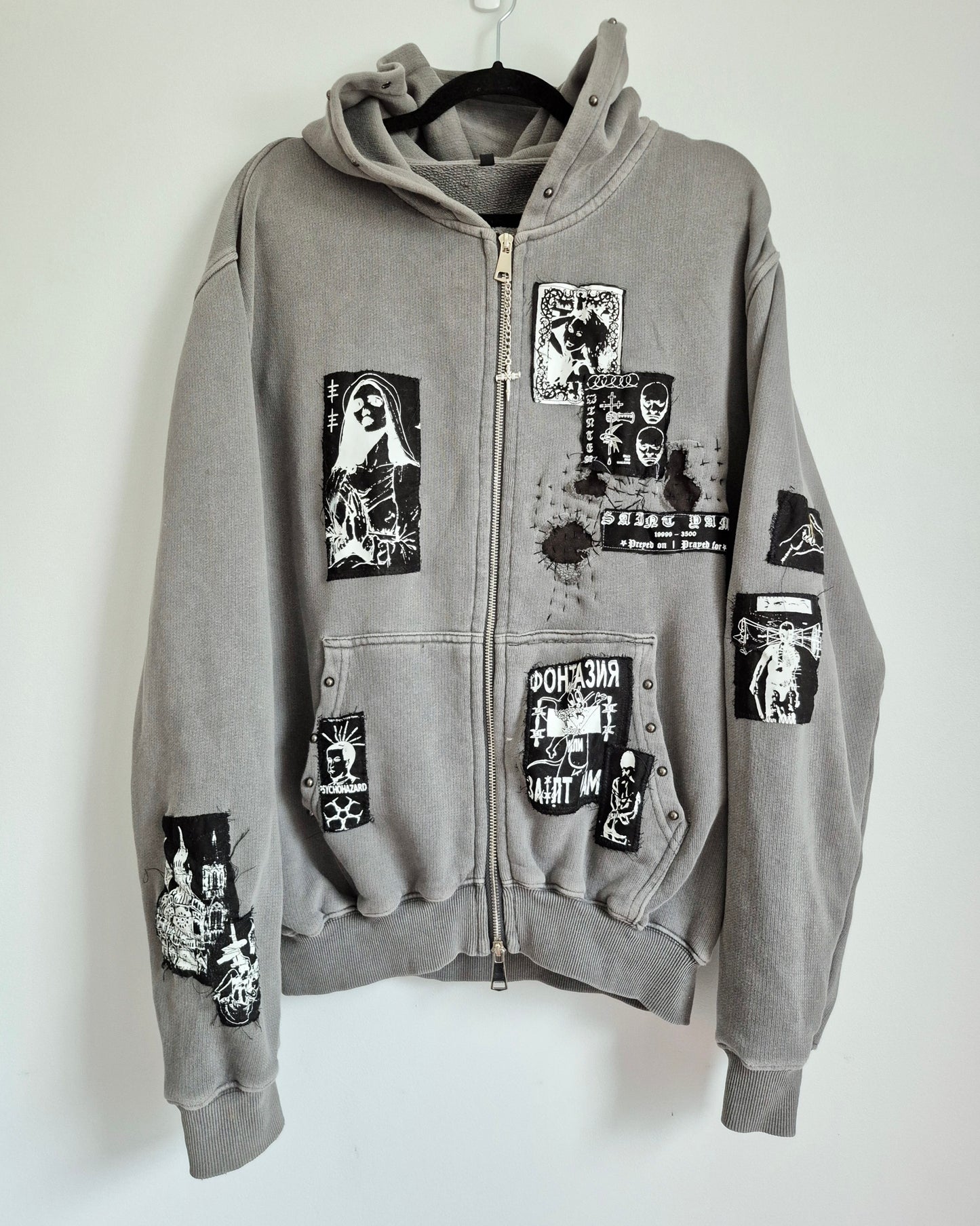 '𝘙𝘪𝘵𝘶𝘢𝘭𝘴 𝘙 𝘜𝘴' Zip-up Hoodie