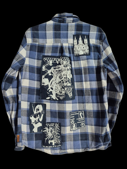 '𝘚𝘦𝘷𝘦𝘯𝘵𝘩 𝘚𝘦𝘢' Flannel