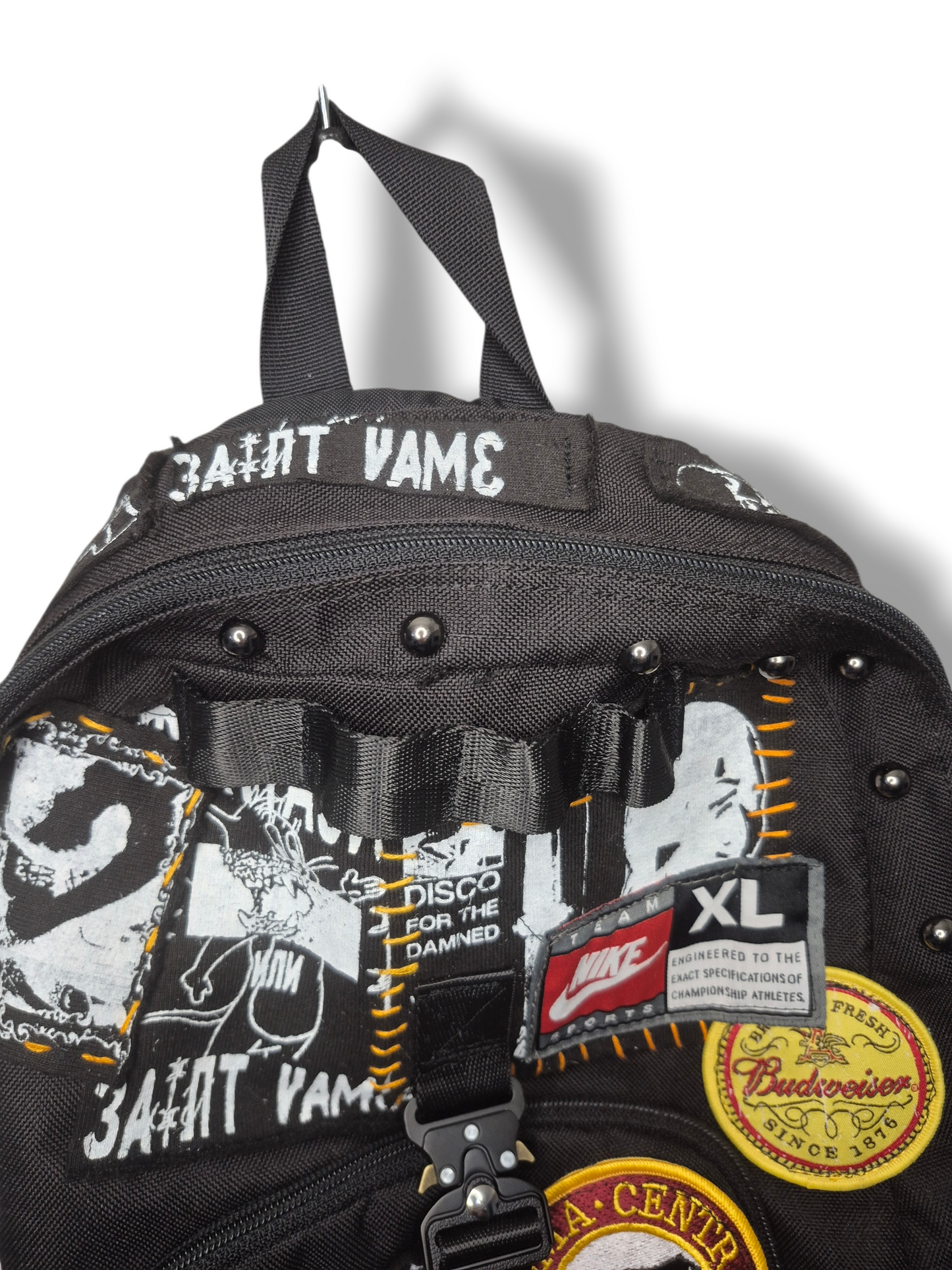 '𝘏𝘢𝘶𝘭𝘦𝘳' Backpack
