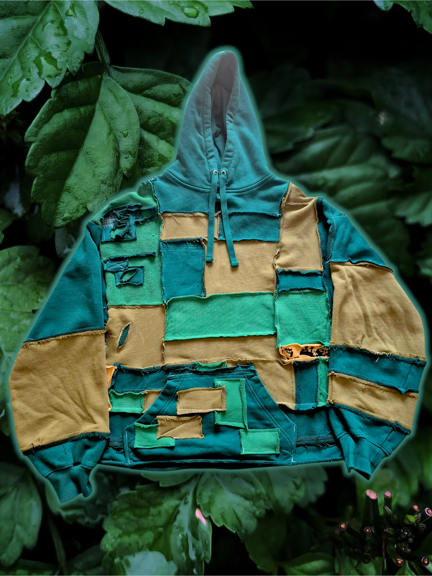 '𝘍𝘰𝘭𝘪𝘢𝘨𝘦 𝘊𝘰𝘳𝘦' Patchwork Hoodie