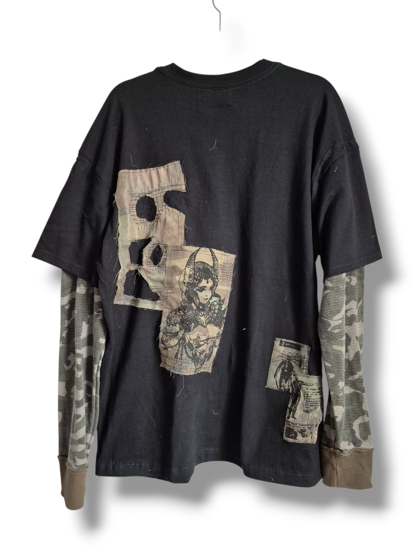 '6𝘵𝘩 𝘙𝘰𝘸' Layered Tee