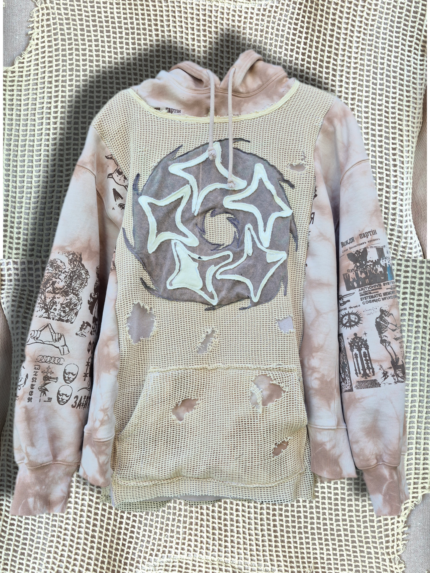'𝘐𝘧 𝘓𝘰𝘰𝘬𝘴 𝘊𝘰𝘶𝘭𝘥 𝘚𝘵𝘳𝘦𝘦𝘵 𝘍𝘪𝘨𝘩𝘵' Hoodie