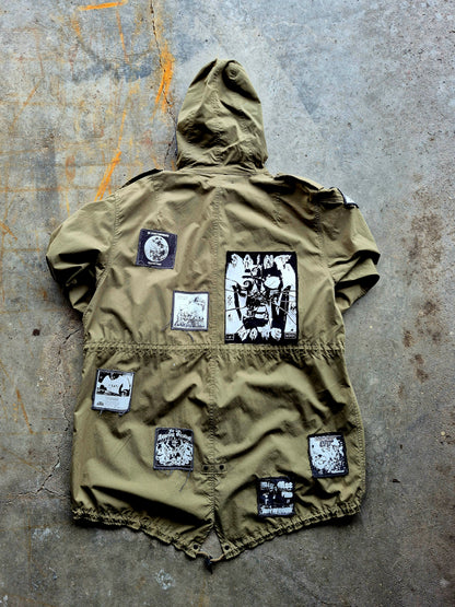 '𝘕𝘦𝘸 𝘝𝘪𝘦𝘵𝘯𝘢𝘮' Vintage US Military Fishtail Shell