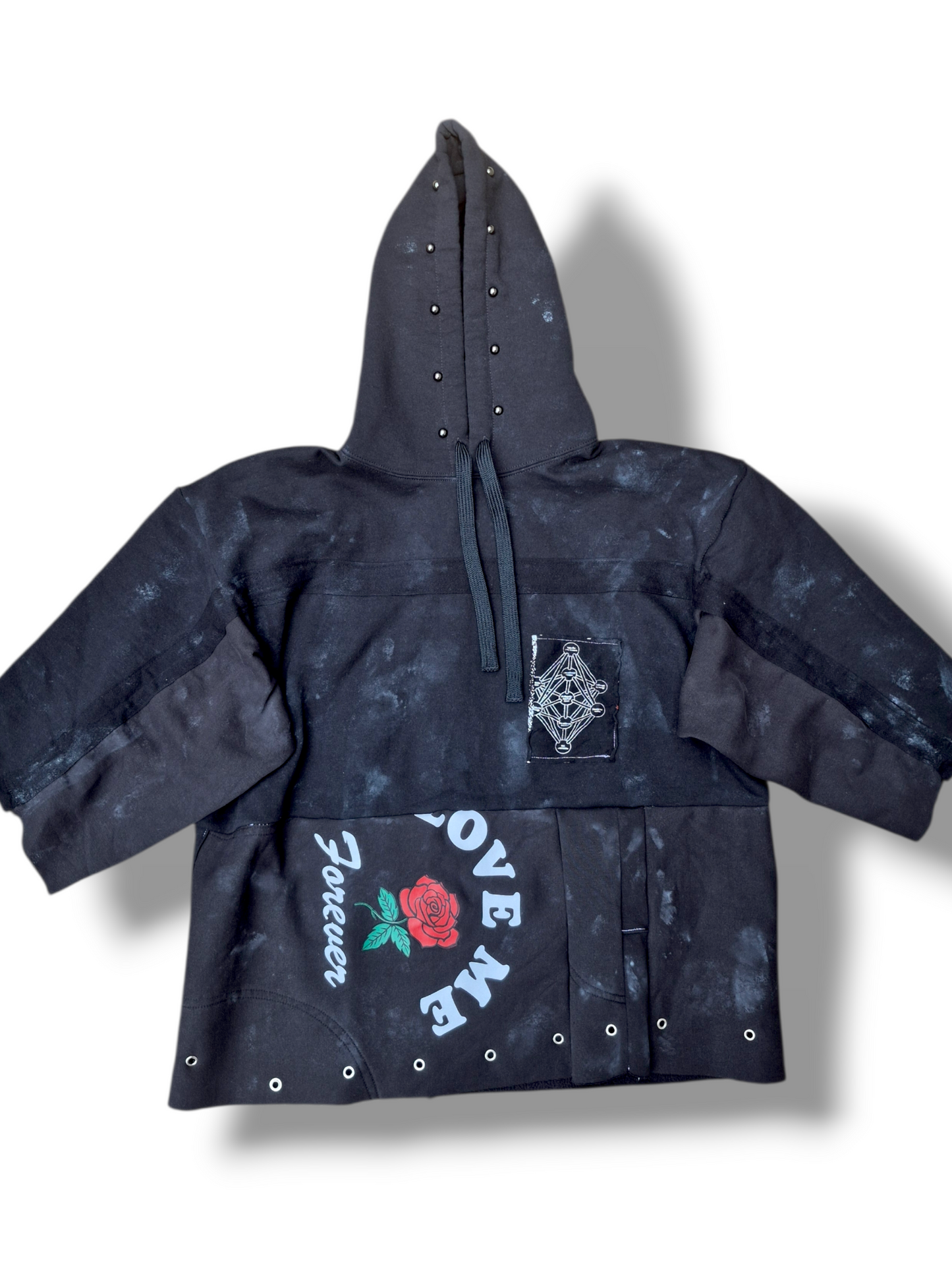 '𝘚𝘶𝘮𝘮𝘦𝘳 𝘊𝘢𝘮𝘱 𝘧𝘰𝘳 𝘎𝘰𝘵𝘩𝘴' Cropped Hoodie