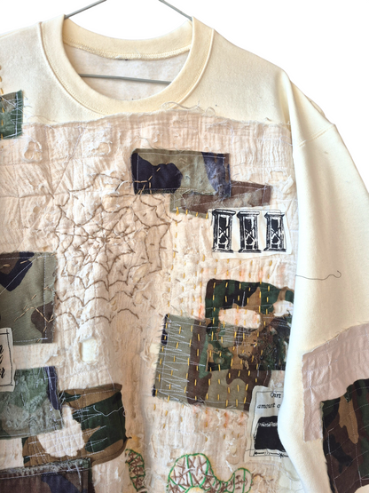 '𝘔𝘰𝘥𝘦𝘳𝘯 𝘛𝘳𝘪𝘣𝘢𝘭 𝘞𝘢𝘳𝘧𝘢𝘳𝘦' Crewneck Sweater