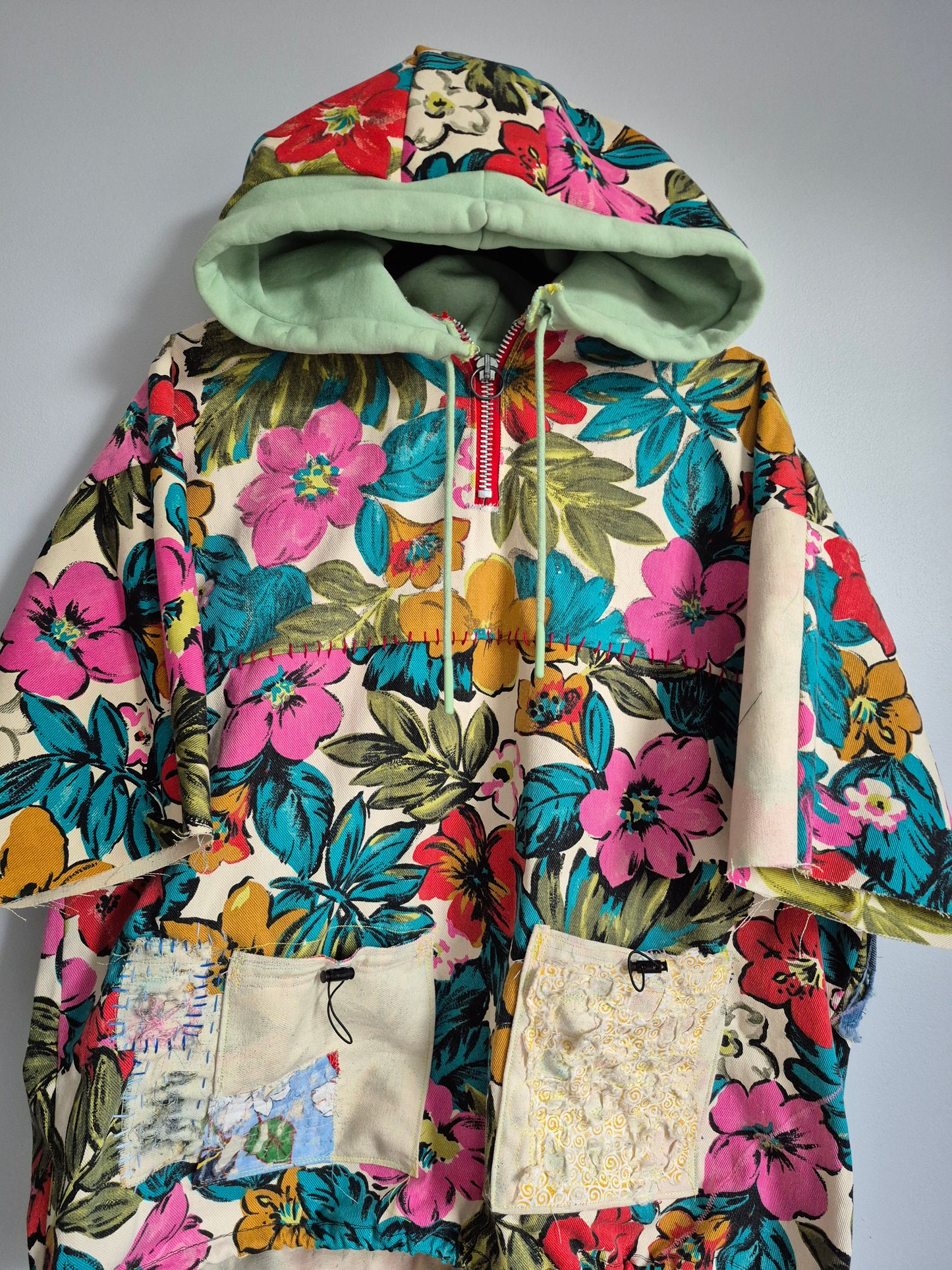 '𝘚𝘦𝘤𝘳𝘦𝘵 𝘎𝘢𝘳𝘥𝘦𝘯' Floral Anorak