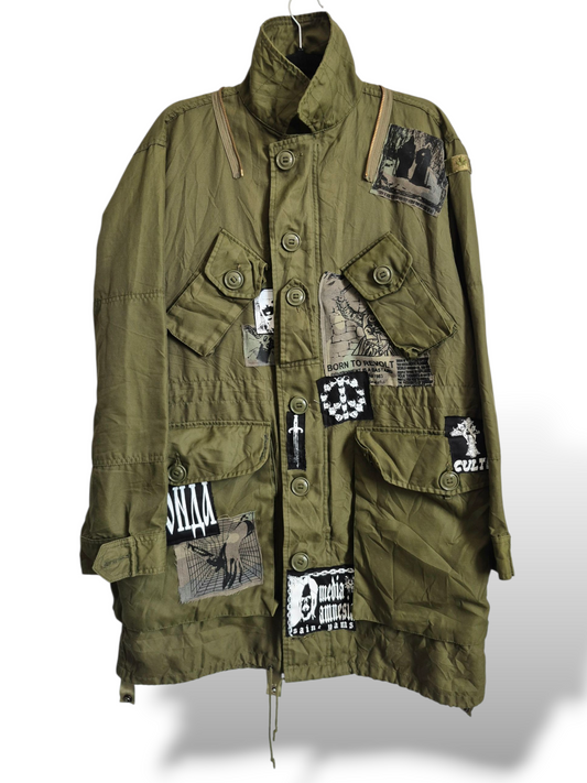 '𝘏𝘢𝘶𝘯𝘵𝘦𝘥 𝘛𝘶𝘯𝘥𝘳𝘢' Military Trench Shell Jacket