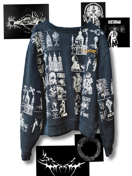 '𝘔𝘢𝘭𝘭 𝘎𝘰𝘵𝘩' Crewneck Sweater