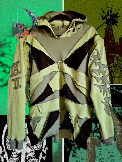 '𝘉𝘪𝘰𝘮𝘦𝘤𝘩𝘢𝘯𝘪𝘤𝘢𝘭' Hoodie