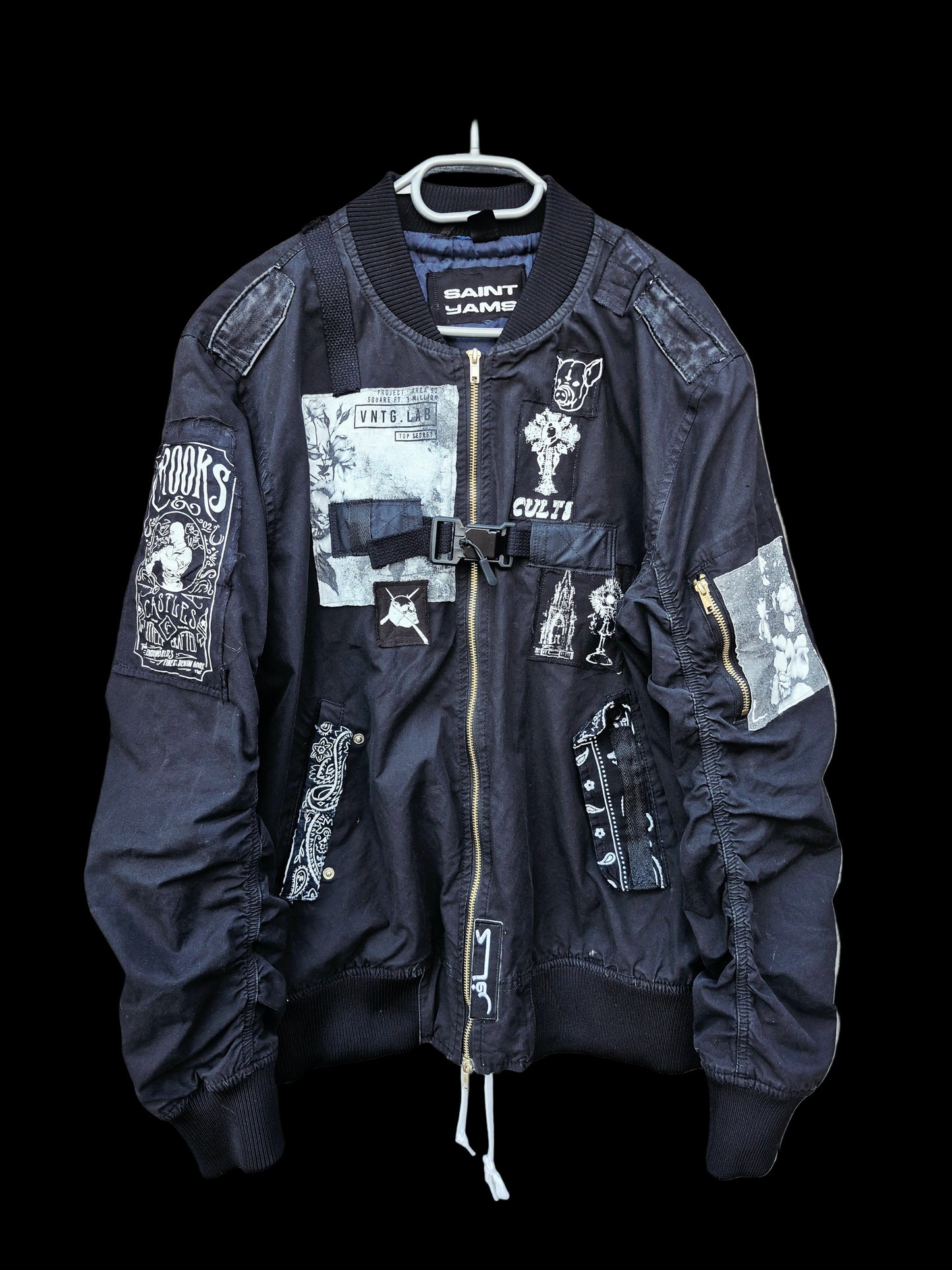 '𝘚𝘒𝘙𝘛 𝘚𝘒𝘙𝘛' Bomber Jacket