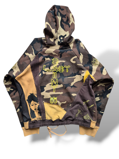 '𝘓𝘢𝘴𝘵 𝘚𝘢𝘪𝘯𝘵' Hoodie